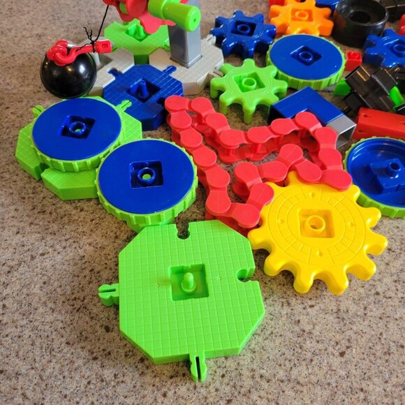 Learning Resources TOY Building Construction Set Machines in Motion STEM PARTIAL - Picture 3 of 8